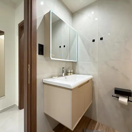 Modern Muse Two-bedroom 아파트 *