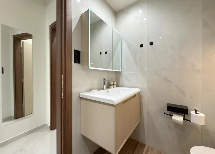 Modern Muse Two-bedroom Lägenhet *