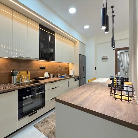 דירה Modern Muse Two-bedroom